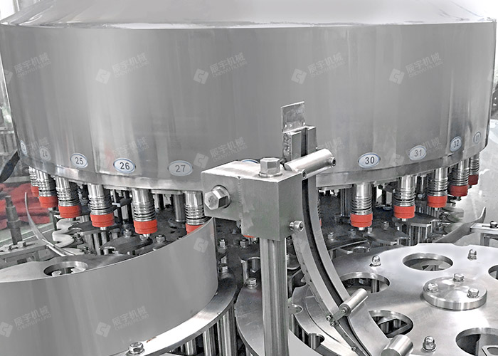 乳飲品鋁箔灌裝機(jī) 乳飲品鋁箔灌裝機(jī)